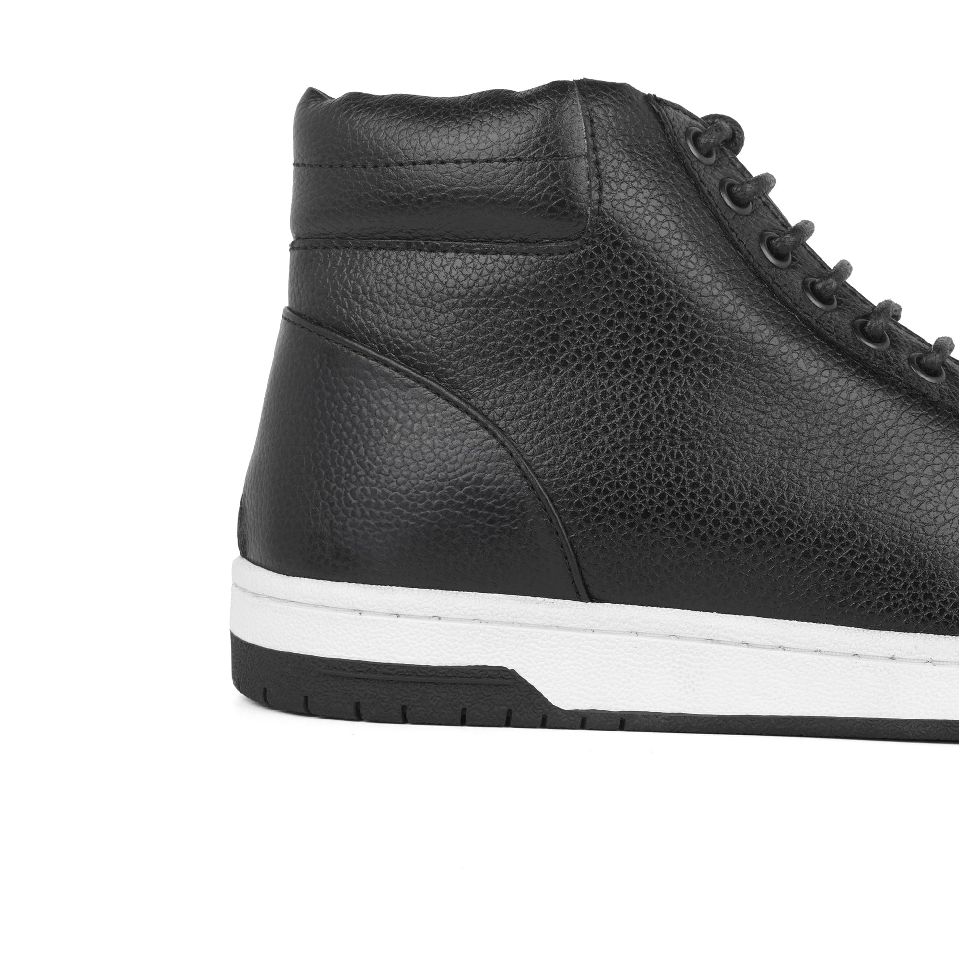 Zivorah men's black genuine leather sneakers angled view